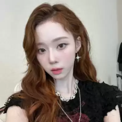 闻皎月